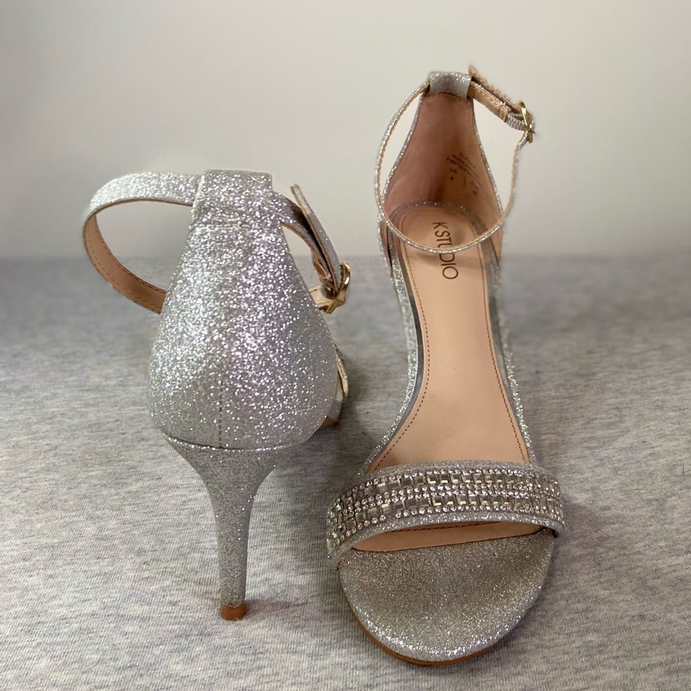 Size 6 Glitter Heels